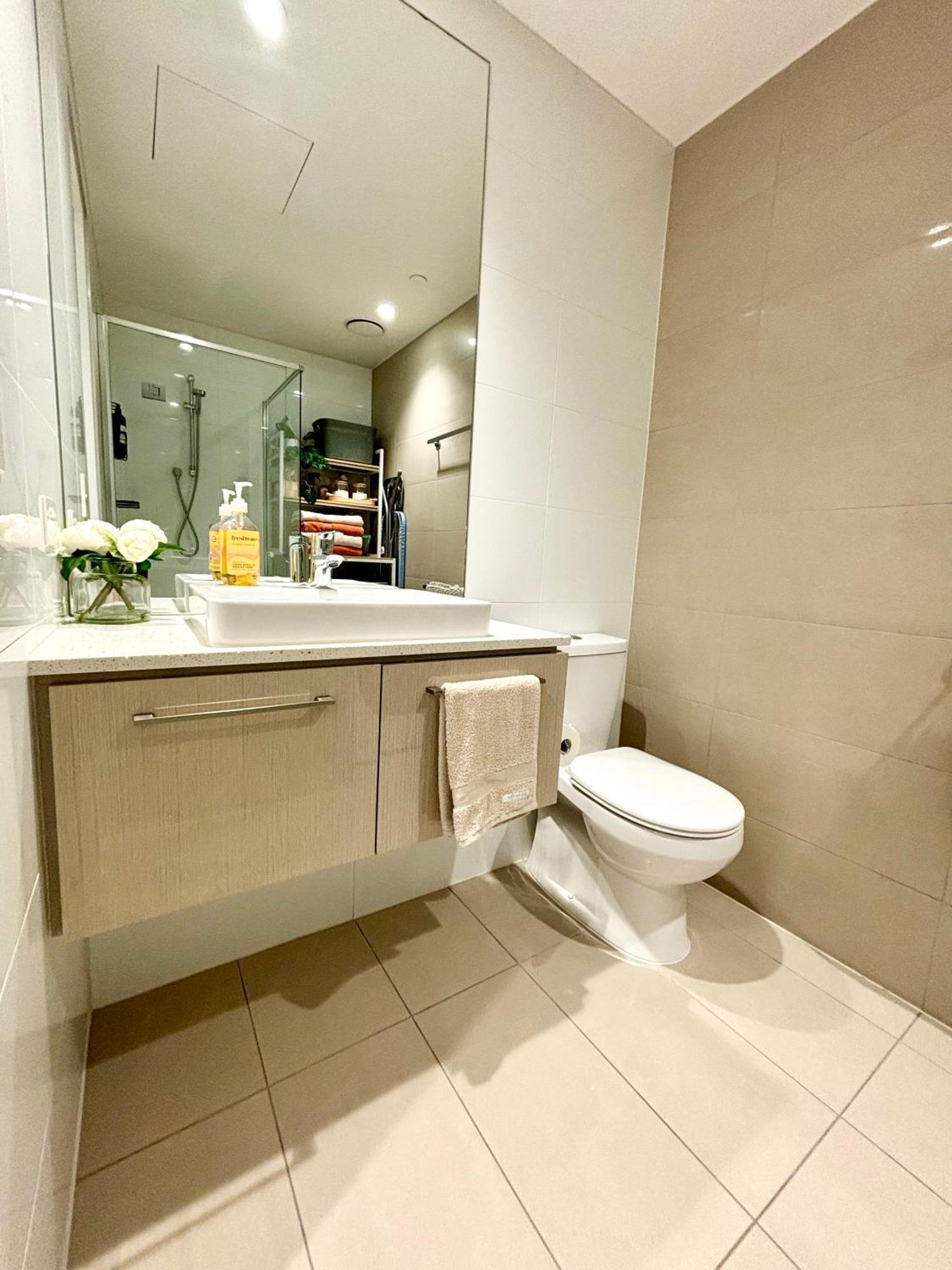 Lonsdale St Luxury Cbd Family Apartment With Free Parking Мельбурн Екстер'єр фото