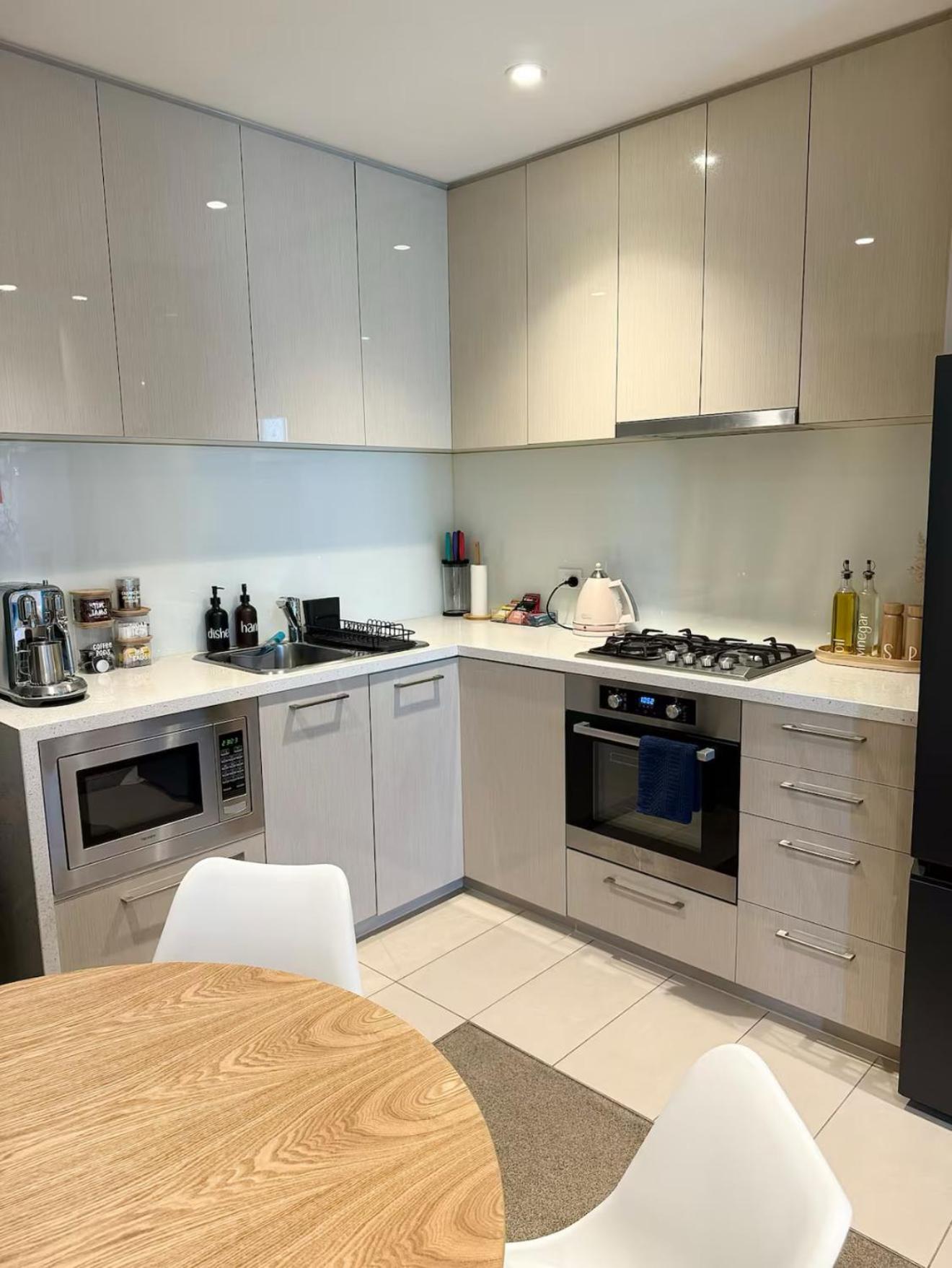 Lonsdale St Luxury Cbd Family Apartment With Free Parking Мельбурн Екстер'єр фото